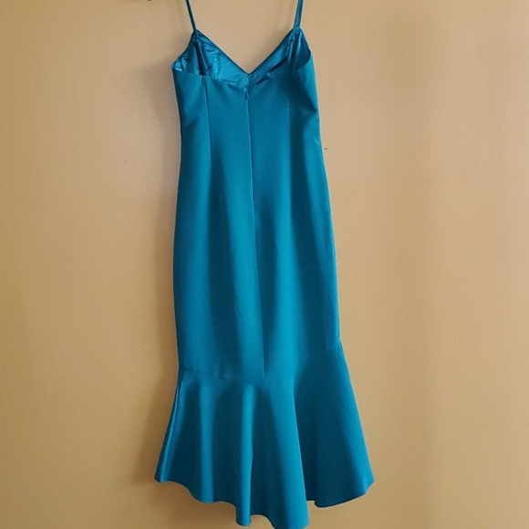 Bardot High Low Ruffle Midi Dress - Picture 7 of 8